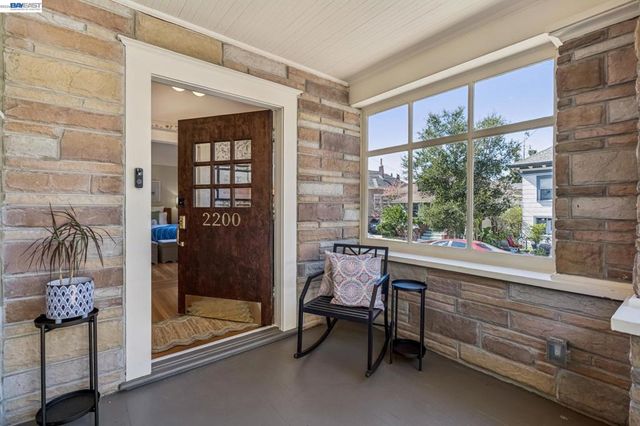 2200 San Jose Ave, Alameda, CA 94501