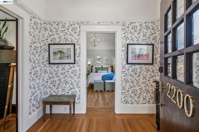 2200 San Jose Ave, Alameda, CA 94501