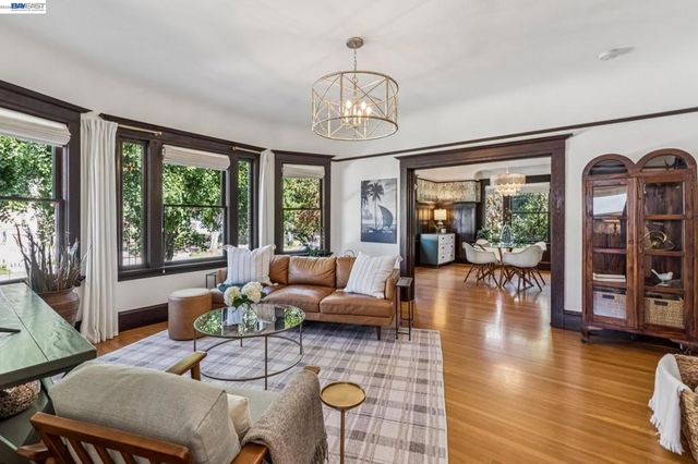 2200 San Jose Ave, Alameda, CA 94501