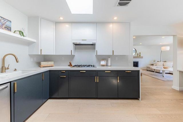 743 Bayview Avenue, Pacific Grove, CA 93950