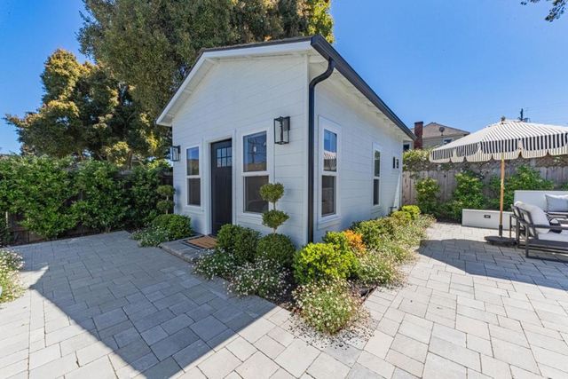 743 Bayview Avenue, Pacific Grove, CA 93950