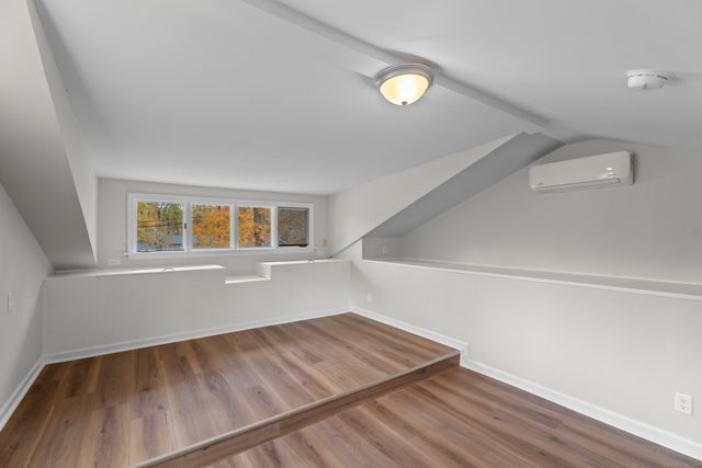 15 Pomps Lane, North Branford, CT 06471