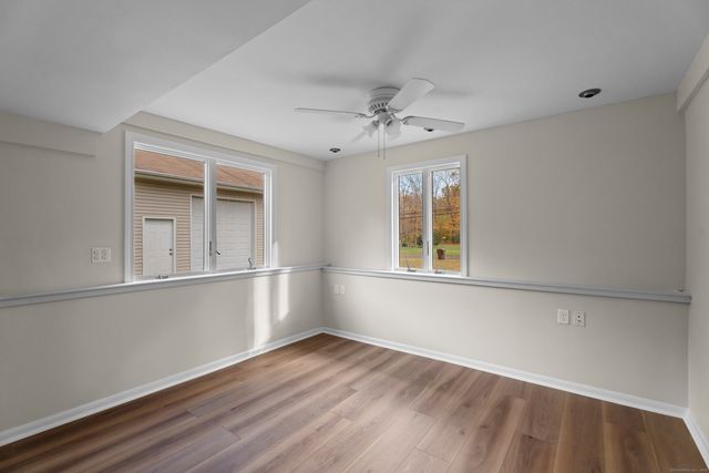 15 Pomps Lane, North Branford, CT 06471