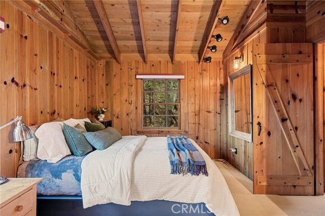 24085 Alpine, Crestline, CA 92325