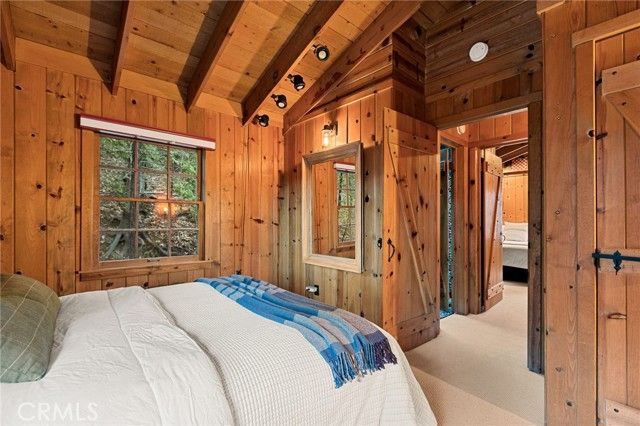 24085 Alpine, Crestline, CA 92325