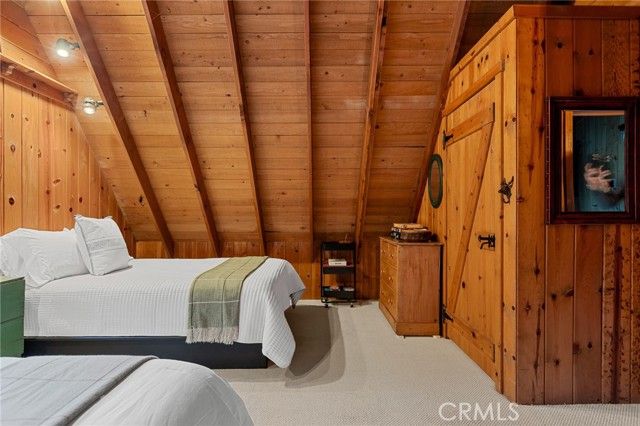 24085 Alpine, Crestline, CA 92325