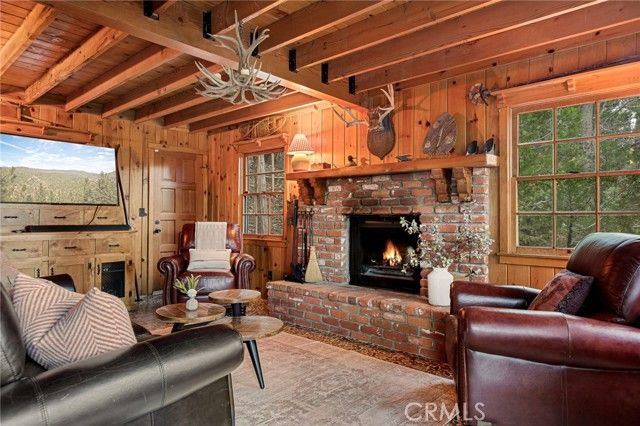 24085 Alpine, Crestline, CA 92325