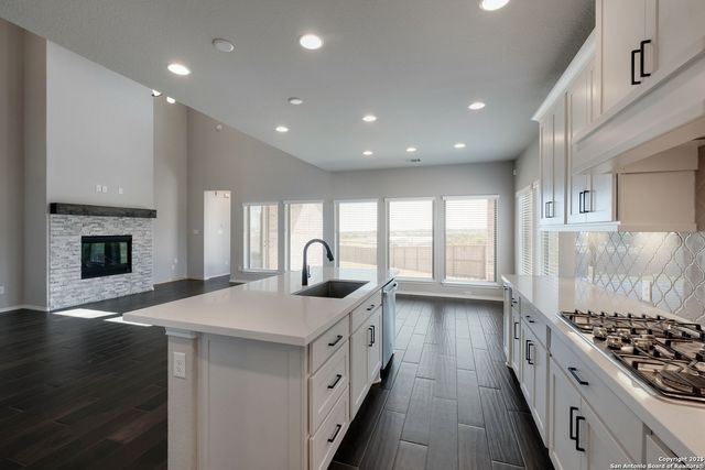 14462 Camperdown, San Antonio, TX 78245