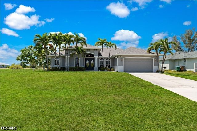 126 SW 39th PL, Cape Coral, FL 33991