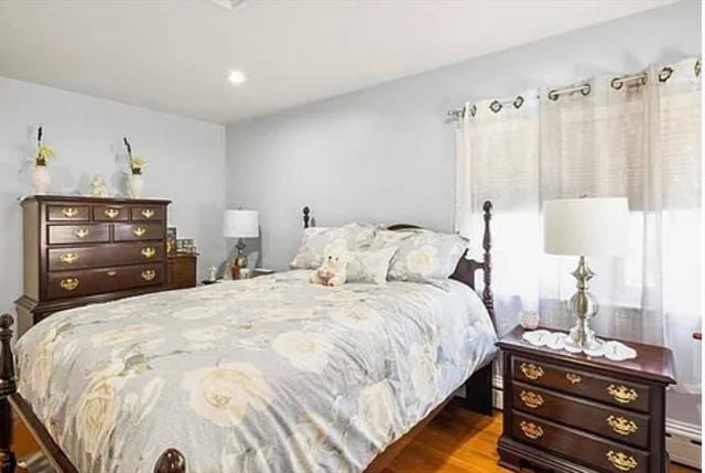 3 Greenview Rd 3, Stoneham, MA 02180