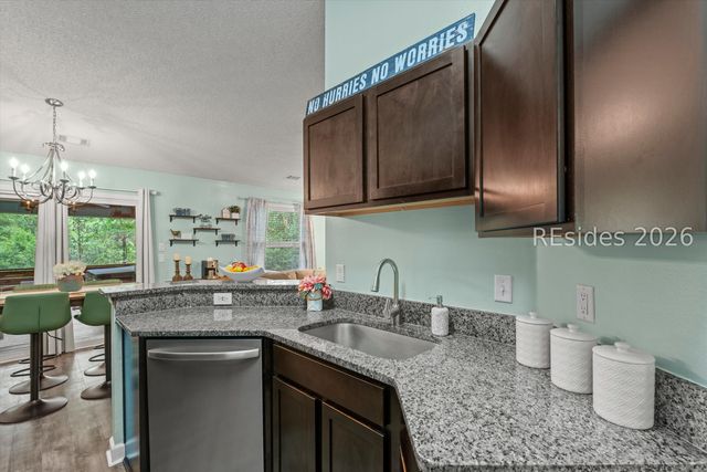 56 Brindlewood Dr, Beaufort, SC 29907