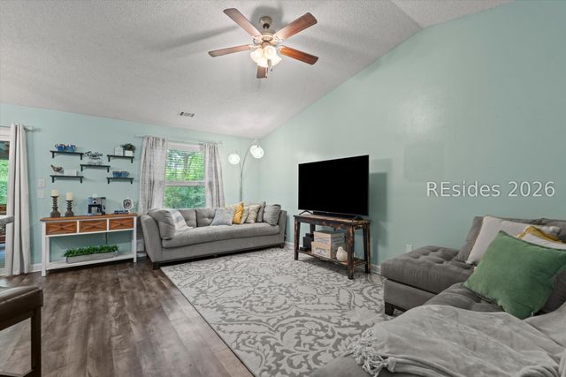 56 Brindlewood Dr, Beaufort, SC 29907