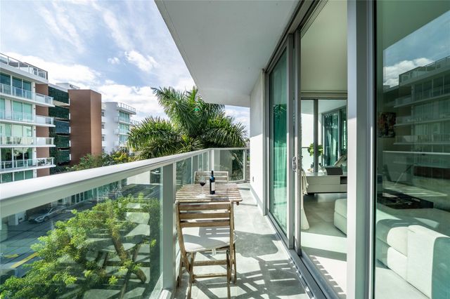 1133 102nd St 504, Bay Harbor Islands, FL 33154