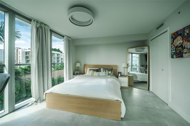 1133 102nd St 504, Bay Harbor Islands, FL 33154