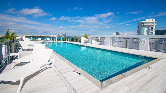 1133 102nd St 504, Bay Harbor Islands, FL 33154