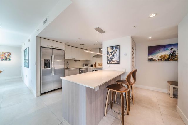 1133 102nd St 504, Bay Harbor Islands, FL 33154