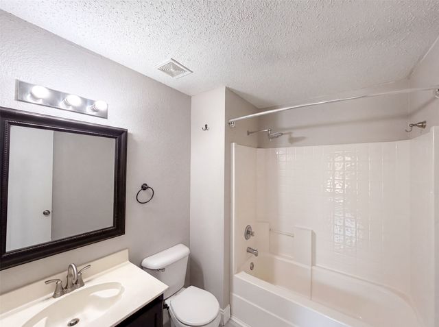 5244 New Castleton Lane, Fort Worth, TX 76135