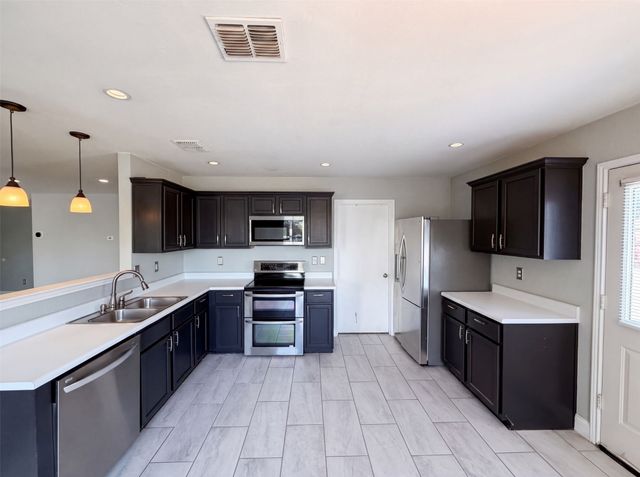 5244 New Castleton Lane, Fort Worth, TX 76135
