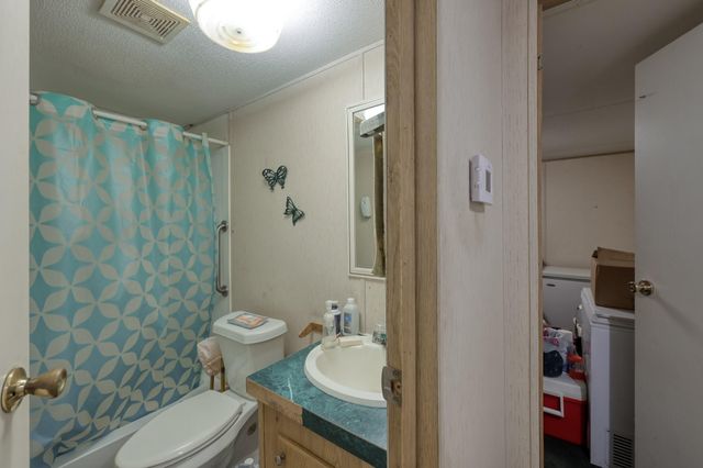 108 Monroe Street, Willis, TX 77378