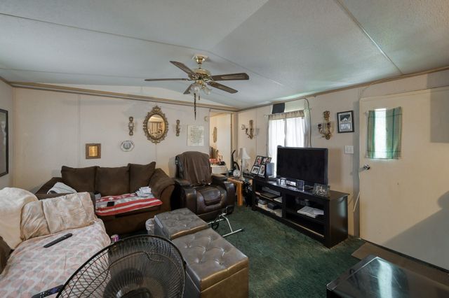 108 Monroe Street, Willis, TX 77378