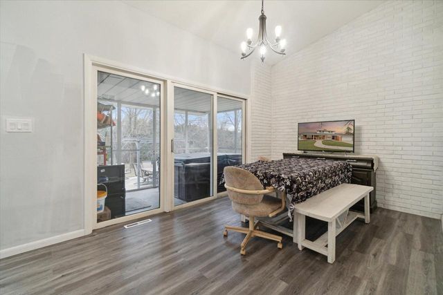 7118 N 124th STREET, Milwaukee, WI 53224