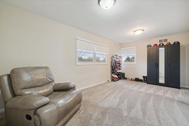 7118 N 124th STREET, Milwaukee, WI 53224