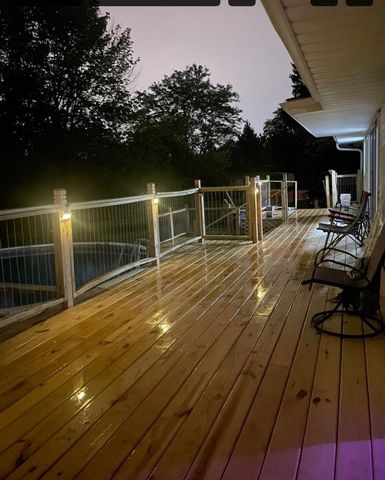 7118 N 124th STREET, Milwaukee, WI 53224