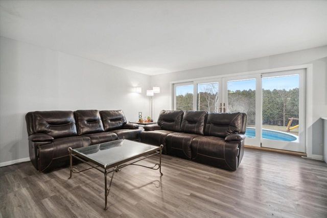 7118 N 124th STREET, Milwaukee, WI 53224