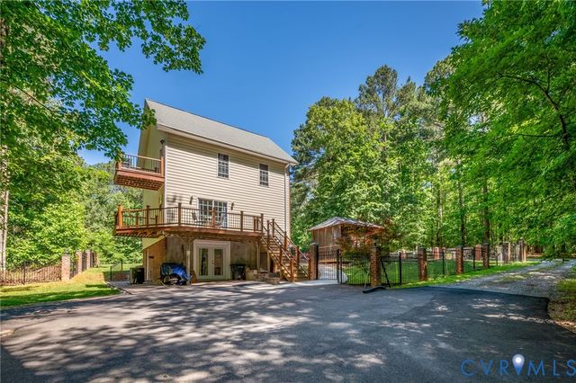 2980 Tranbycroft Way, Sandy Hook, VA 23153