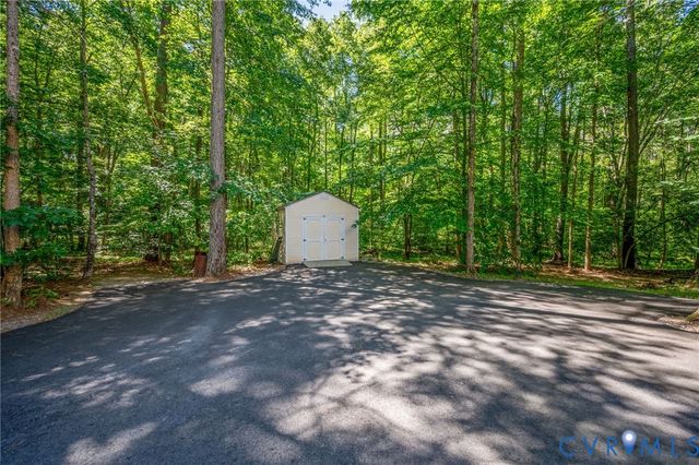 2980 Tranbycroft Way, Sandy Hook, VA 23153