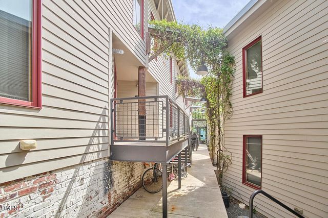 701 W Trinity Avenue Apt 105, Durham, NC 27701