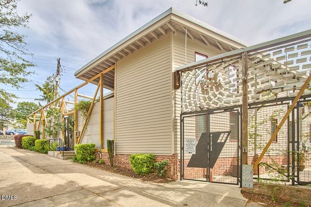 701 W Trinity Avenue Apt 105, Durham, NC 27701