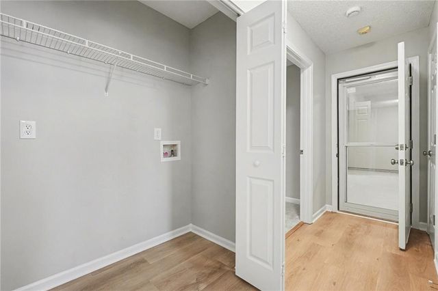 2816 Crest Ridge SW Way, Marietta, GA 30060