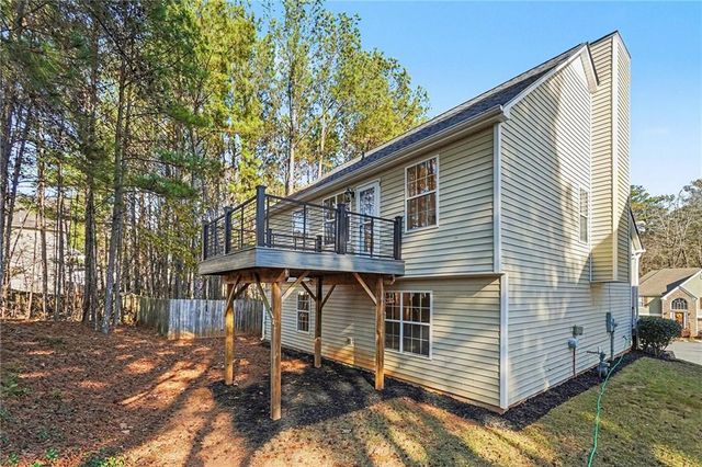 2816 Crest Ridge SW Way, Marietta, GA 30060