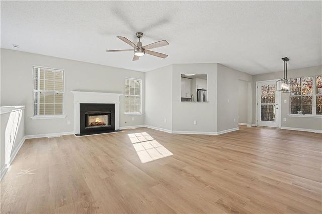 2816 Crest Ridge SW Way, Marietta, GA 30060