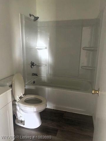 39254 Leflore Road, Wister, OK 74966