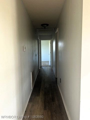 39254 Leflore Road, Wister, OK 74966