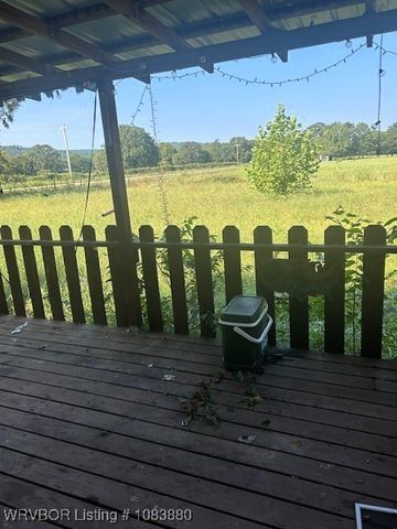 39254 Leflore Road, Wister, OK 74966