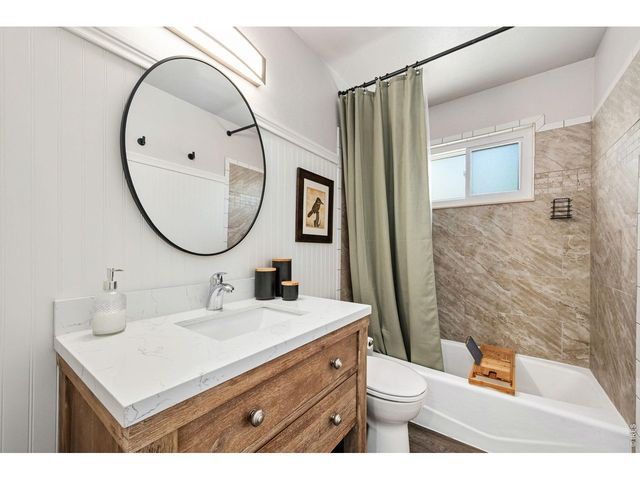 2045 Crystal Ct, Loveland, CO 80537