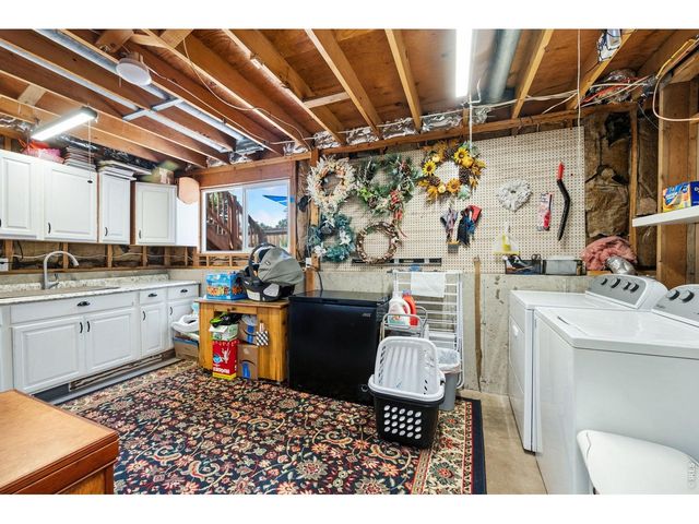 2045 Crystal Ct, Loveland, CO 80537