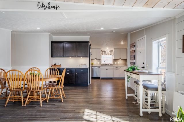 3060 Egyptian Hills Drive, Creal Springs, IL 62922