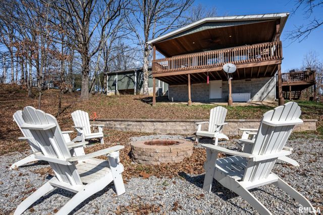 3060 Egyptian Hills Drive, Creal Springs, IL 62922