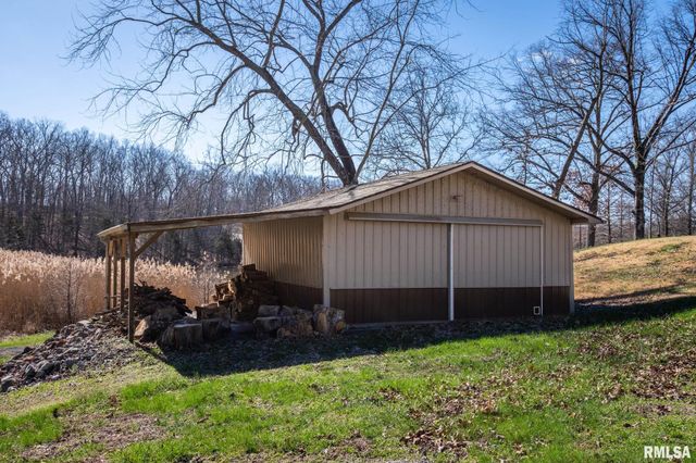 3060 Egyptian Hills Drive, Creal Springs, IL 62922