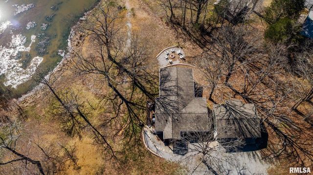 3060 Egyptian Hills Drive, Creal Springs, IL 62922