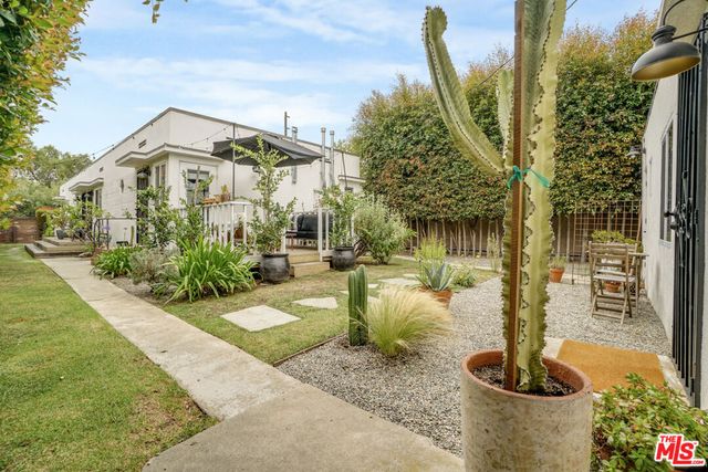 705 Flower Avenue, Venice, CA 90291