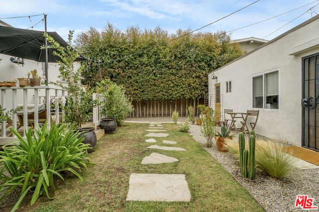 705 Flower Avenue, Venice, CA 90291