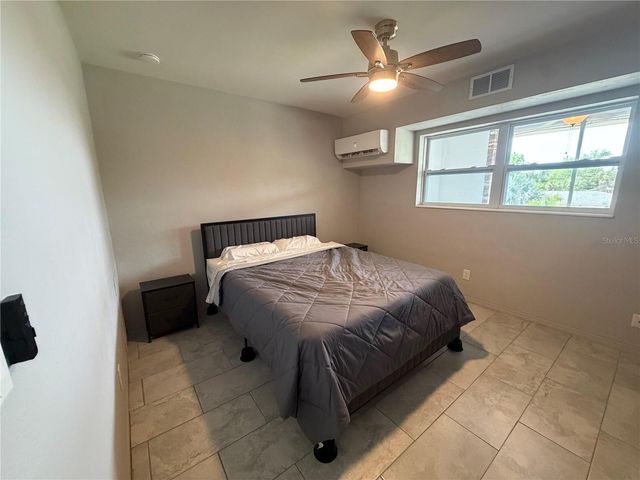 416 73RD AVENUE N 205, St Petersburg, FL 33702