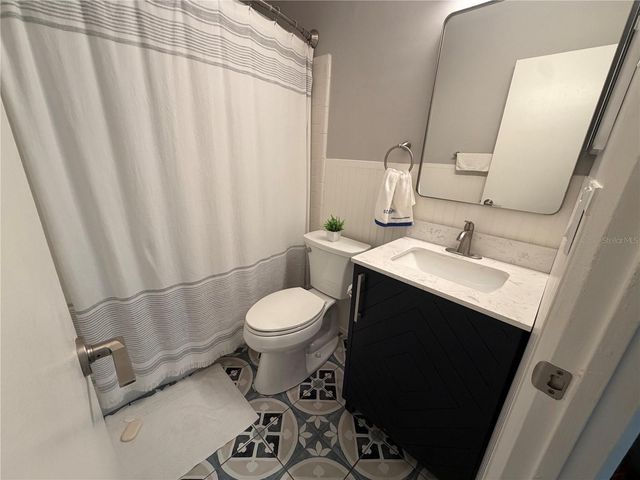 416 73RD AVENUE N 205, St Petersburg, FL 33702