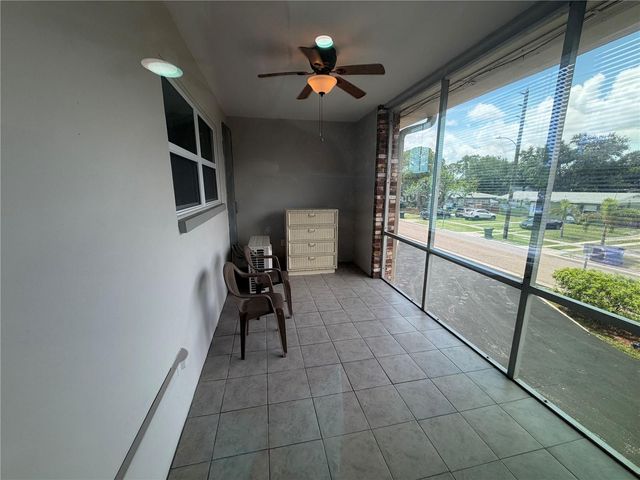 416 73RD AVENUE N 205, St Petersburg, FL 33702