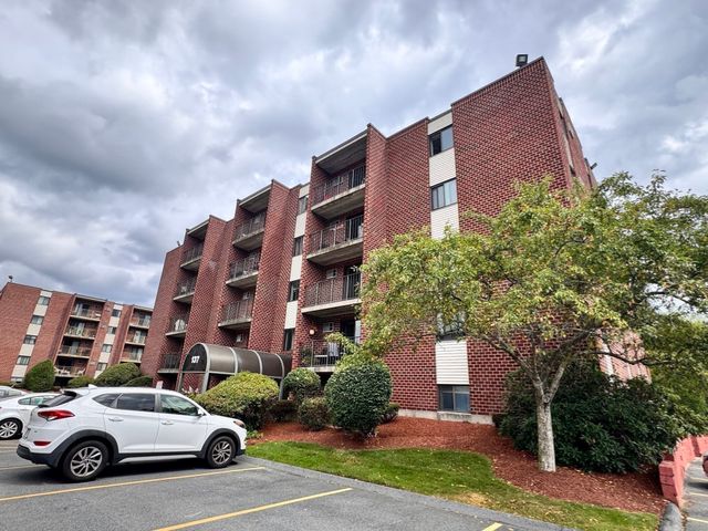 137 Franklin St 304, Stoneham, MA 02180